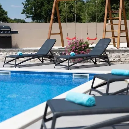 Beautiful Martina With Private Pool Сasa de vacaciones
